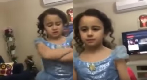 طفلة سورية لوالدتها : أنا بتربى بالحب مو بالخناق طفلة سورية لوالدتها : أنا بتربى بالحب مو بالخناق